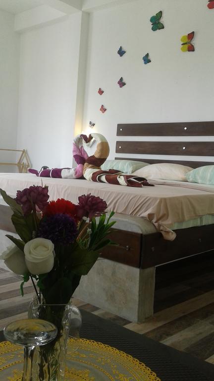 נגומבו Petit Guest House מראה חיצוני תמונה